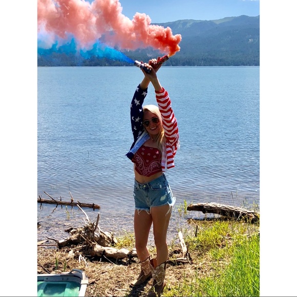 Meet your Posher, Jessi - Picture 1 of 1